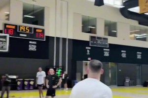 湖人vs公牛前瞻：前三的机会又来了？